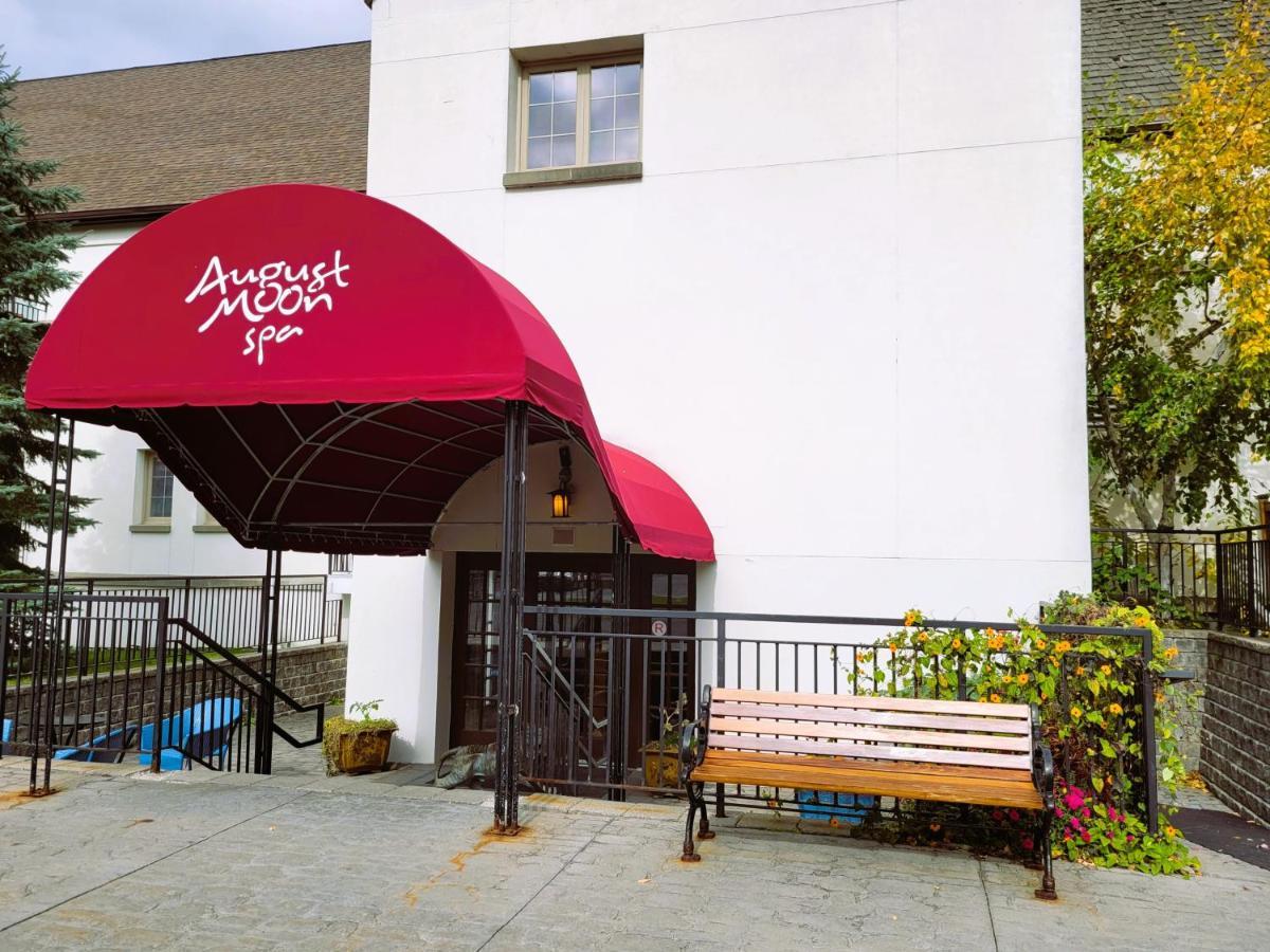 La Tourelle Hotel & Spa Ithaca Exterior photo